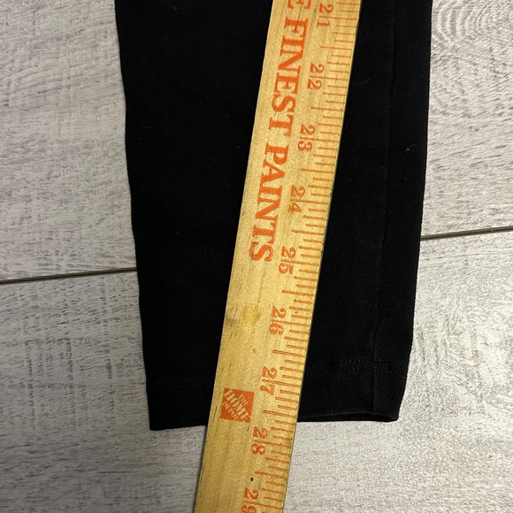 PINK Victoria's Secret Black Leggings with Gray Logo - Picture 7 of 8